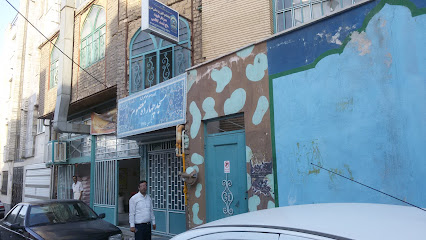 Fourteen Infallibles Mosque Mosque in Arak, Iran - Islamic Place of Worship